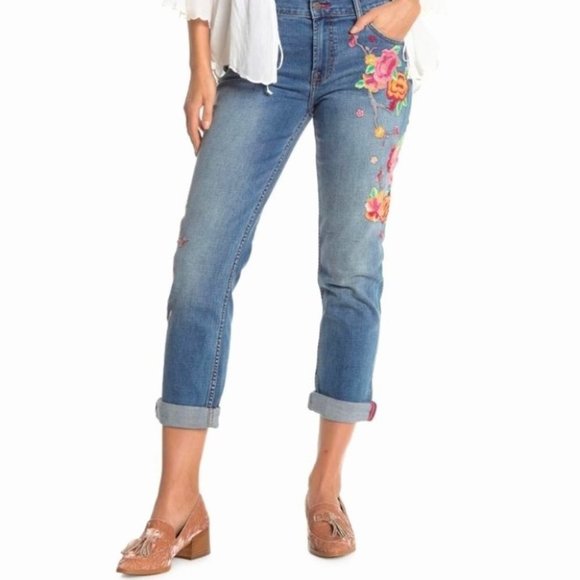 Johnny Was Denim - NWOT BLOSSOM BOYFRIEND JEANS - 25